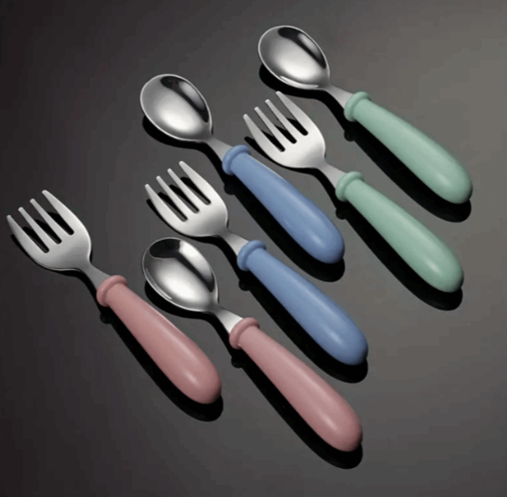 Spoon & Fork |  MumNest |  Feeding.